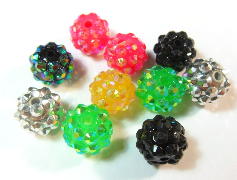 10 Stk. RESIN STRASS PERLEN MIX FARBEN 10mm #R249